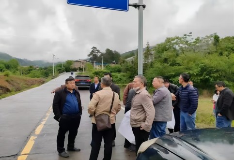 路側(cè)停車位施劃開展交通組織優(yōu)化的積極意義探討 路側(cè)停車位施劃開展交通組織優(yōu)化的積極意義探討
